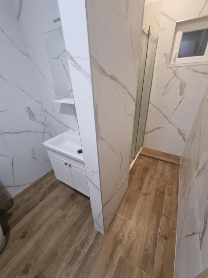 Holidey Home Jukic K Seline Eksteriør bilde